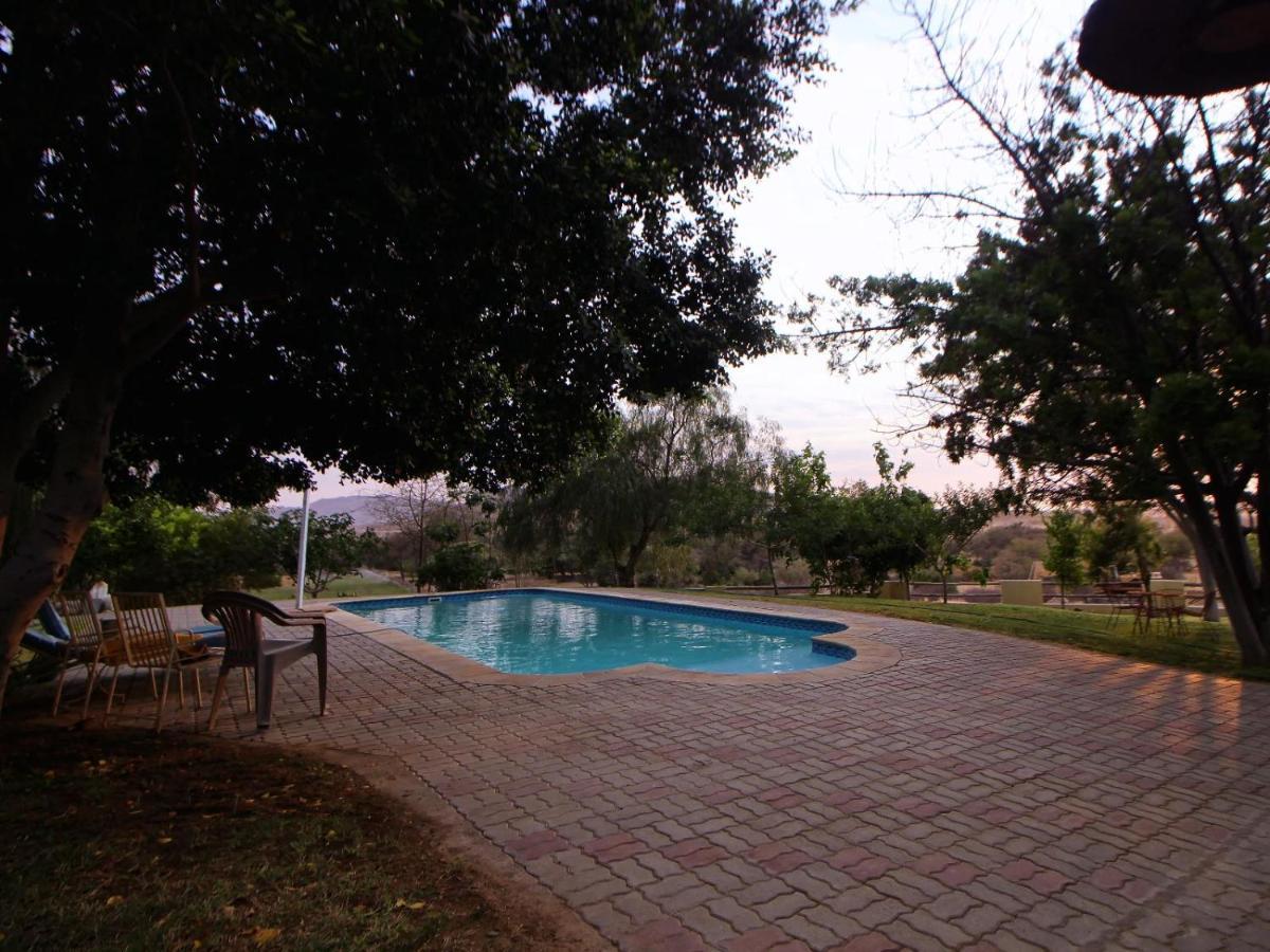 Uitkyk Guest Farm Hotel Usakos Kültér fotó