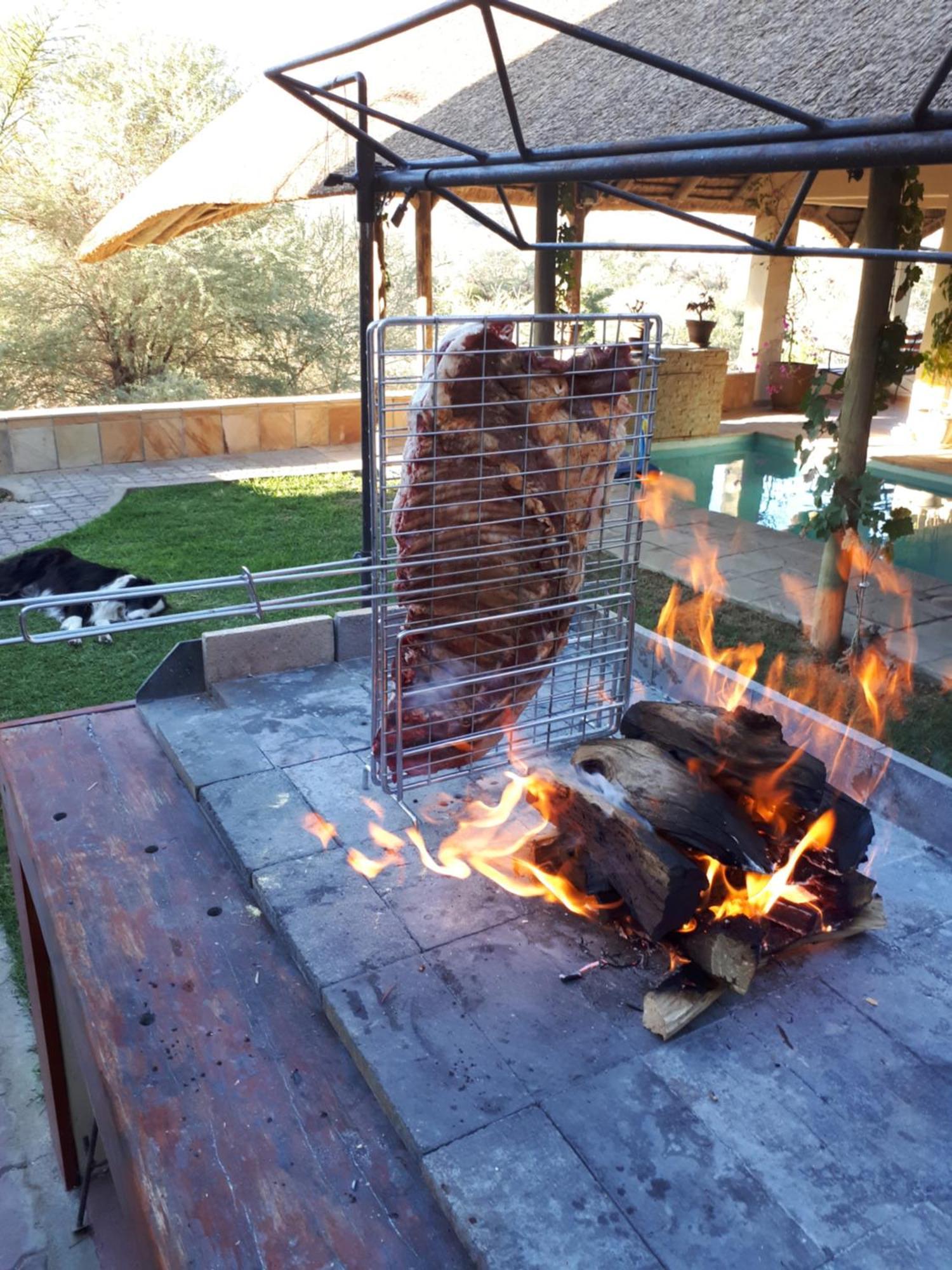 Uitkyk Guest Farm Hotel Usakos Kültér fotó